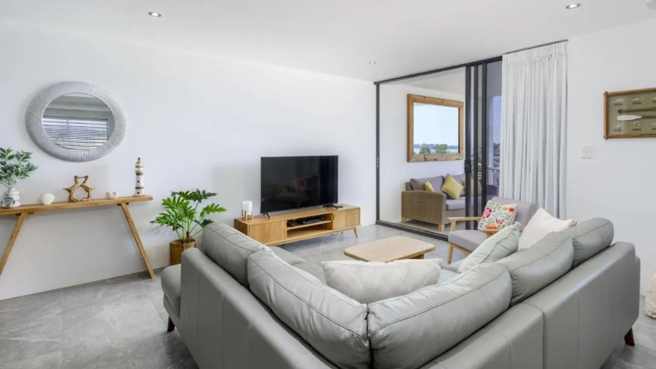 Вилла Harbourside Retreat Sandstone Point Австралия